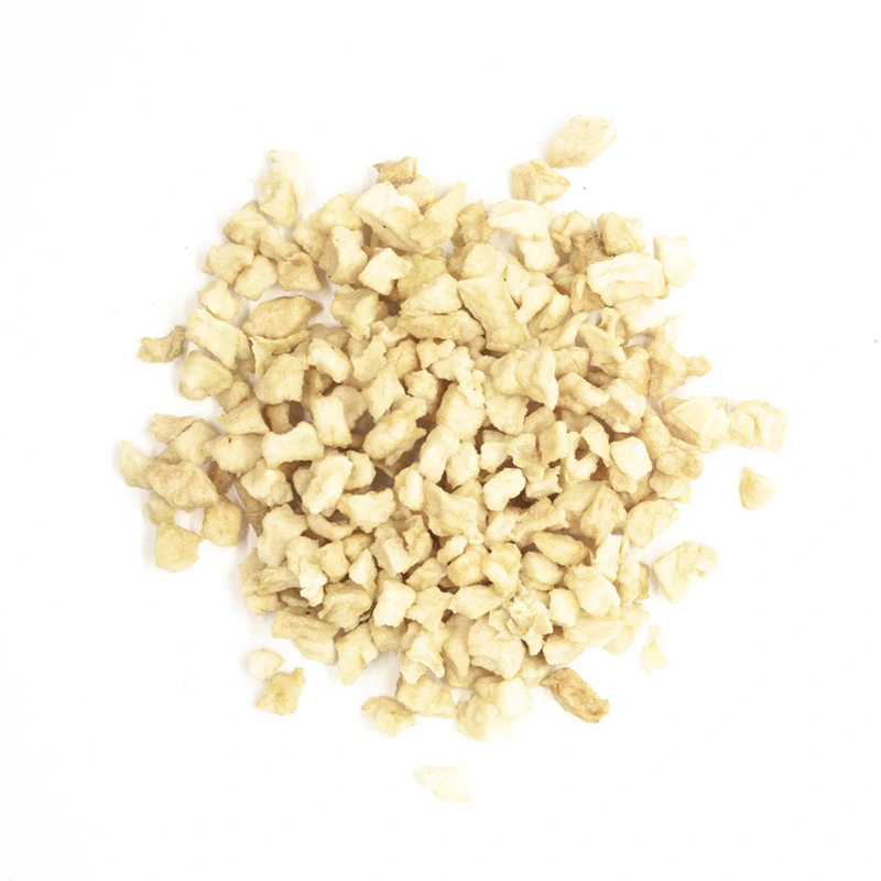 Manzana deshidratada en cubos